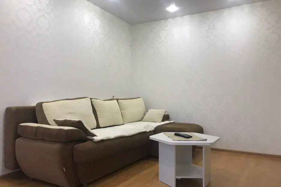 One-bedroom apartment for daily rent in Borisov, Stroitelej str. 36А