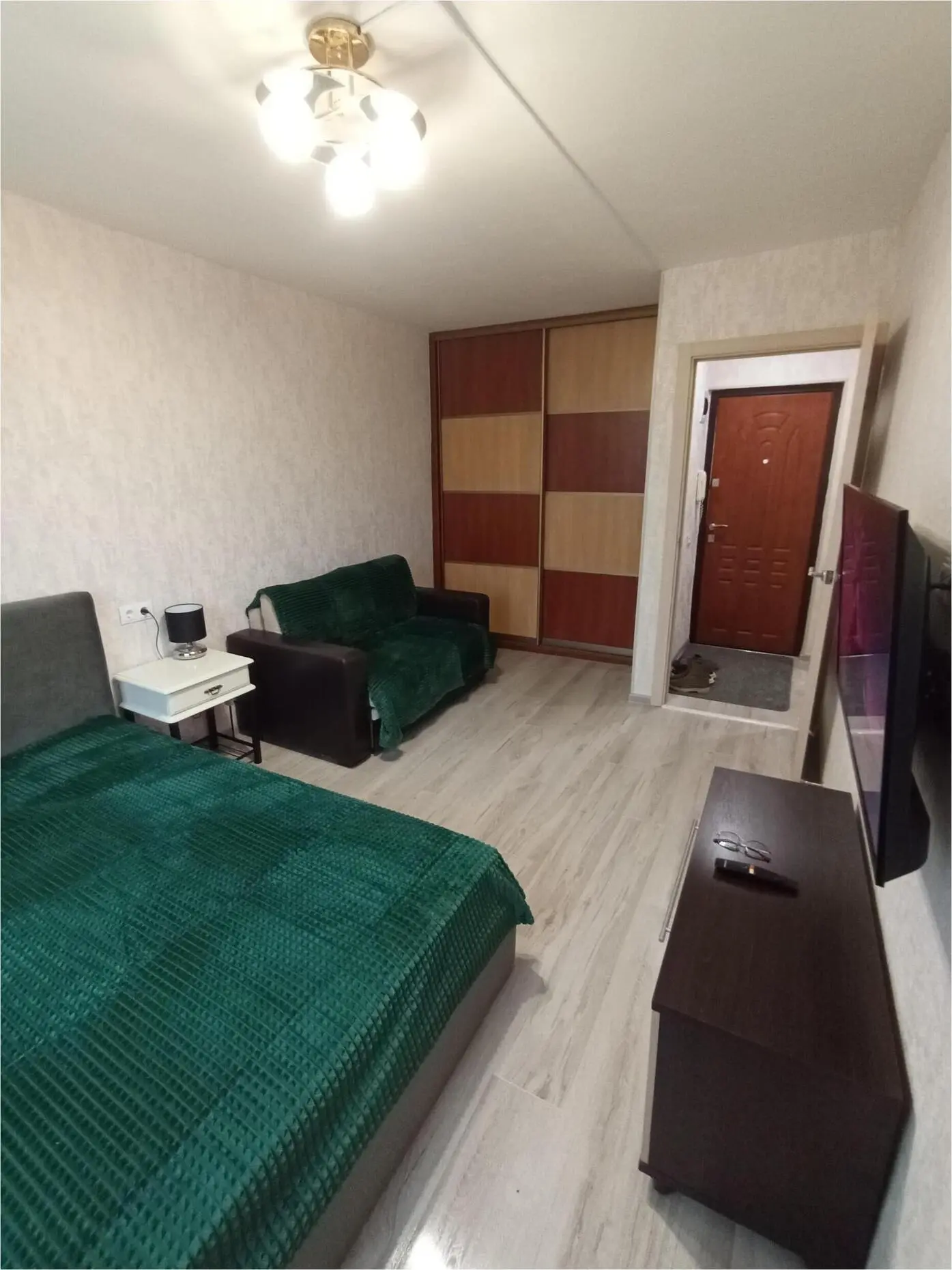 Apartment for daily rent, Borisov, Chalovskaya St. 17 — interior photo